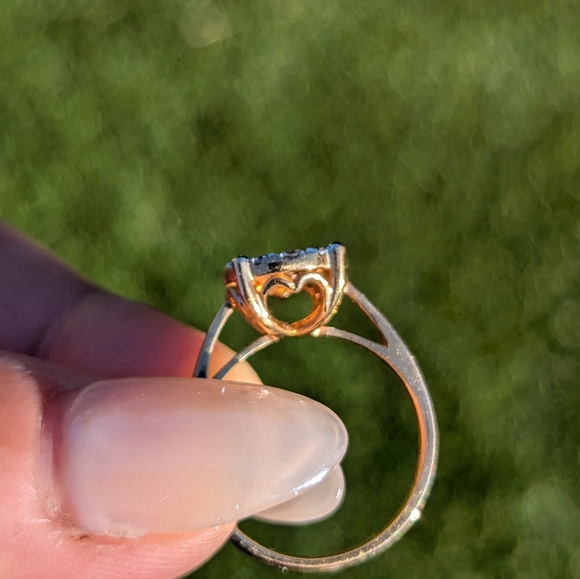 18K Rose Gold Diamond Cluster Round Engagement Ring - Picture 2 of 8